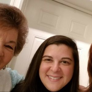 Meet your Posher, Leigh